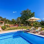 Mirela Mikri Villa Dassia (Corfu)