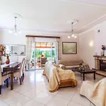 Mirela Mikri Villa Dassia (Corfu)