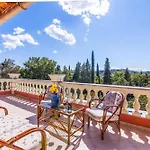 Villa Mirela Mikri