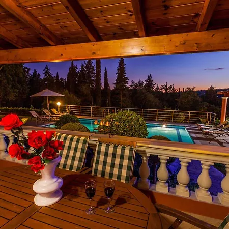 Villa Mirela Mikri Dassia (Corfu)