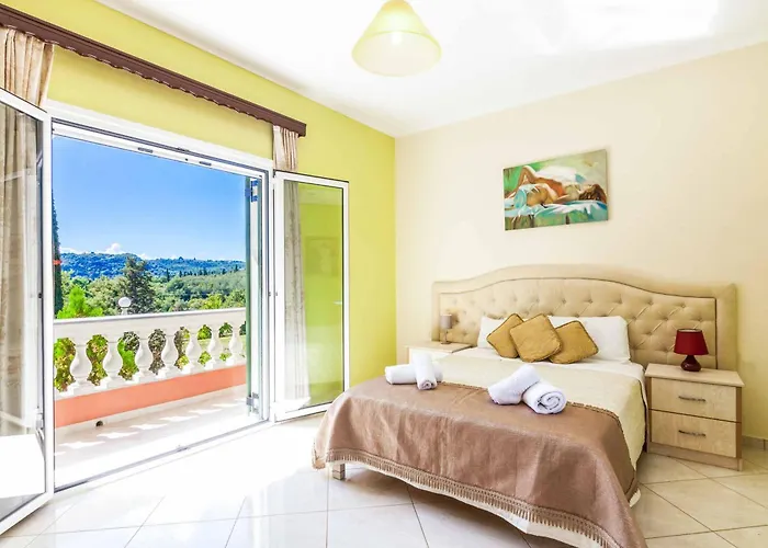 Villa Mirela Mikri *