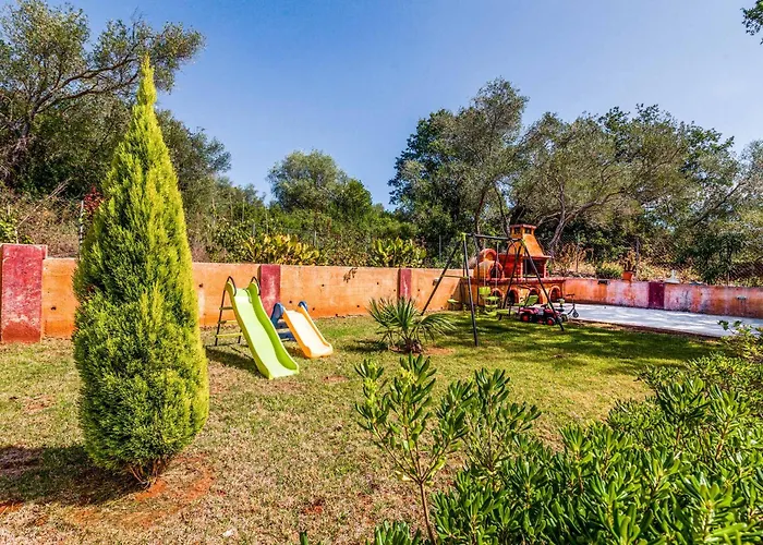 Mirela Mikri Villa *